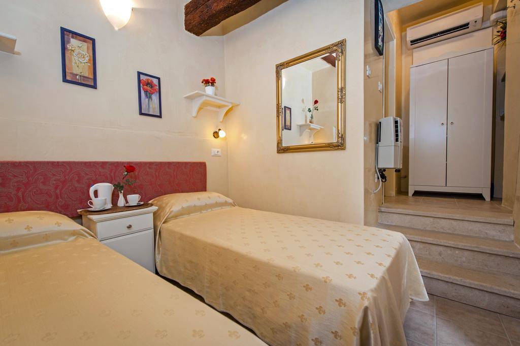 Guest House Sotto I Volti Centro Storico Rovinj Buitenkant foto