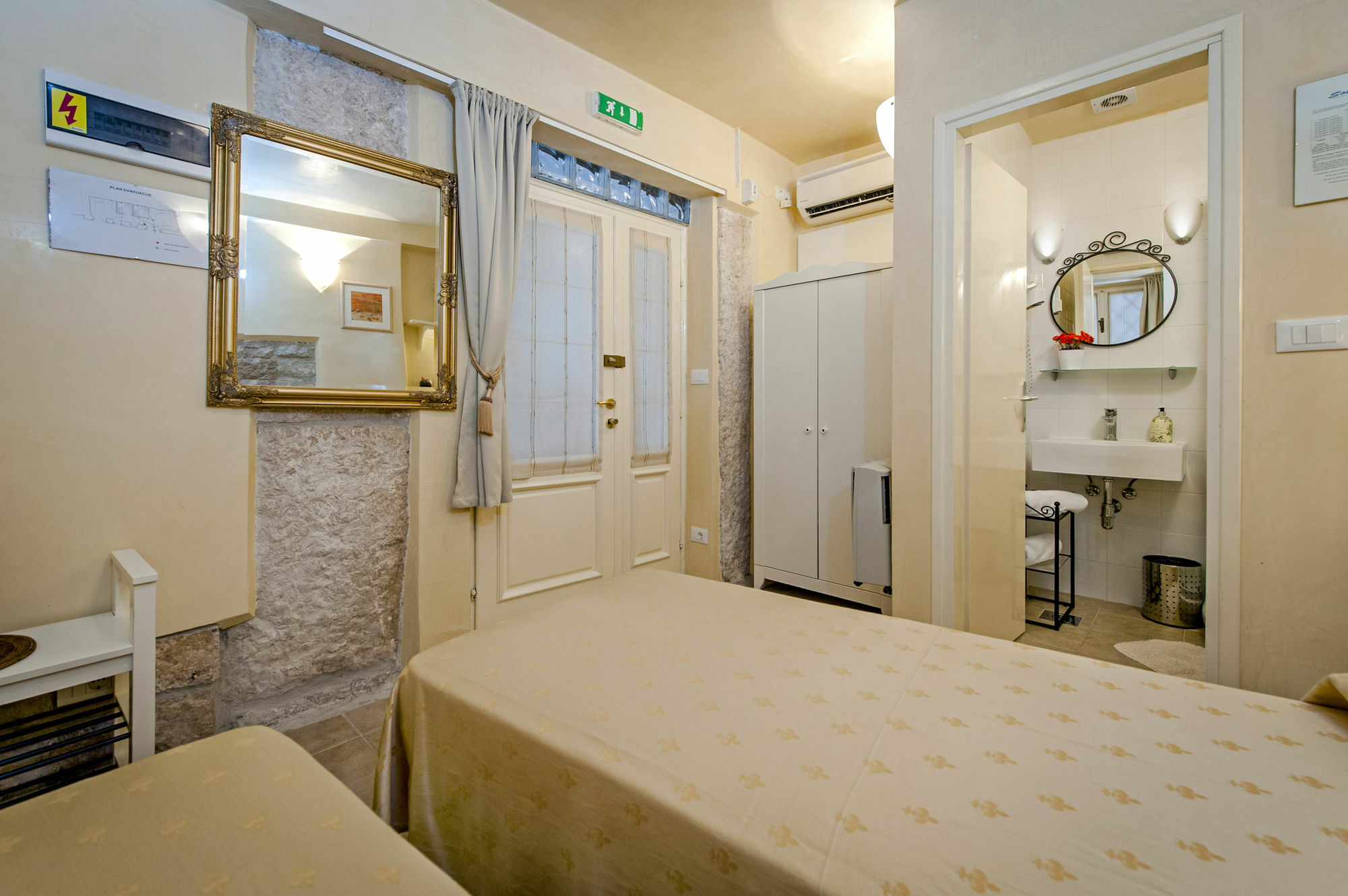 Guest House Sotto I Volti Centro Storico Rovinj Buitenkant foto